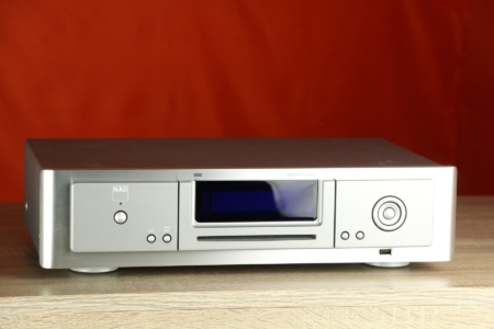 NAD M50