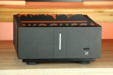 Quad Artera Stereo