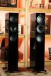 KEF R5