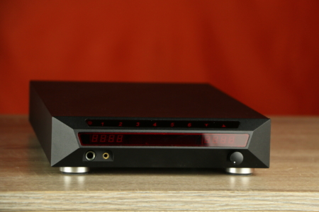NuForce DAC-9
