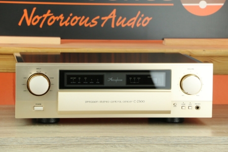 Accuphase C-2300